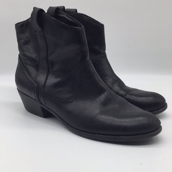 Kenneth Cole Reaction Talespin Western Ankle Boots